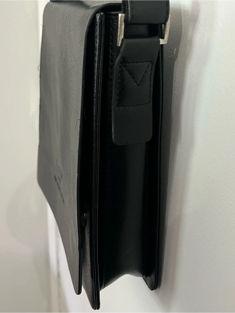 Vintage Giorgio Armani leather messenger bag